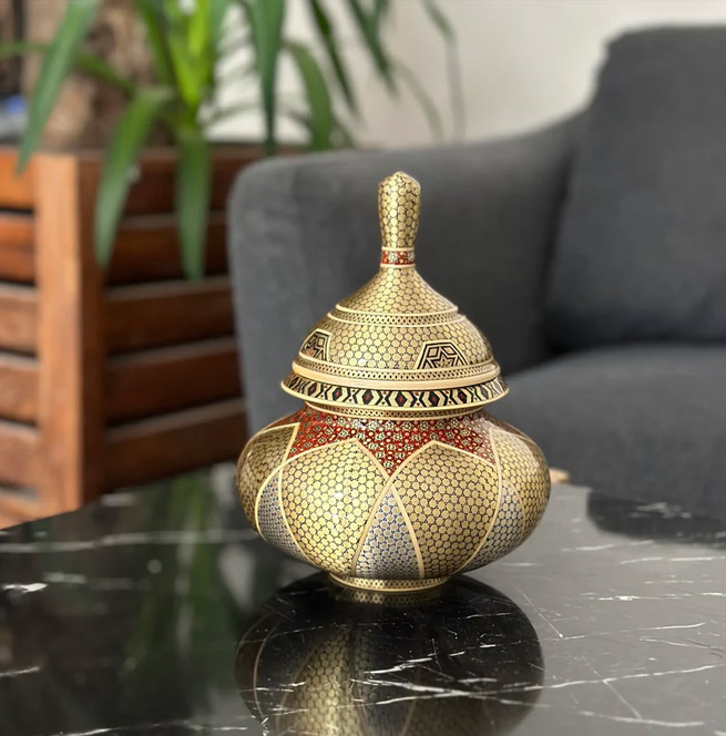 Decorative Pot